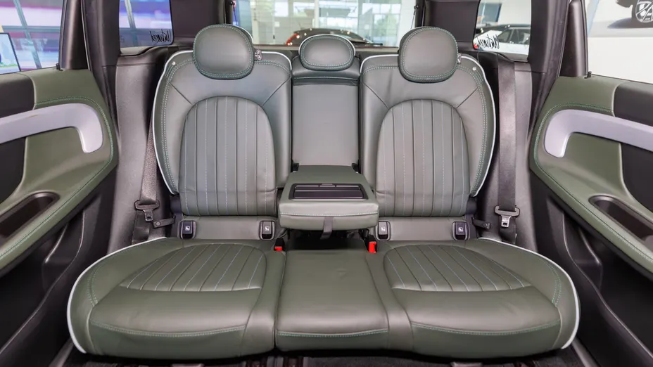 MINI [BMW] Countryman Cooper SD ALL4 ALL4 Trim aut