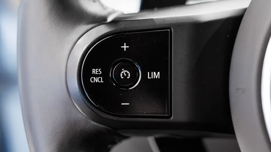 MINI [BMW] Countryman Cooper SD ALL4 ALL4 Trim aut