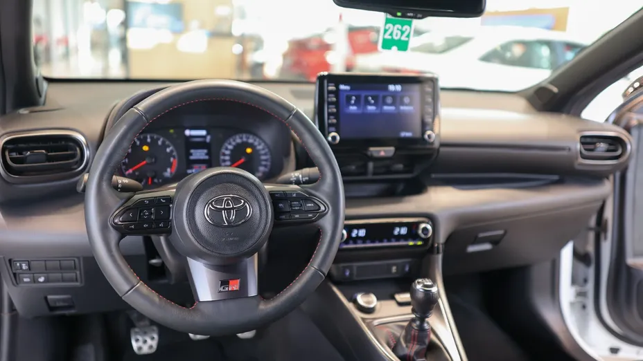 TOYOTA Yaris GR Yaris 1.6 Dynamic