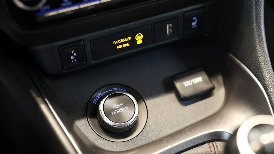 TOYOTA Yaris GR Yaris 1.6 Dynamic