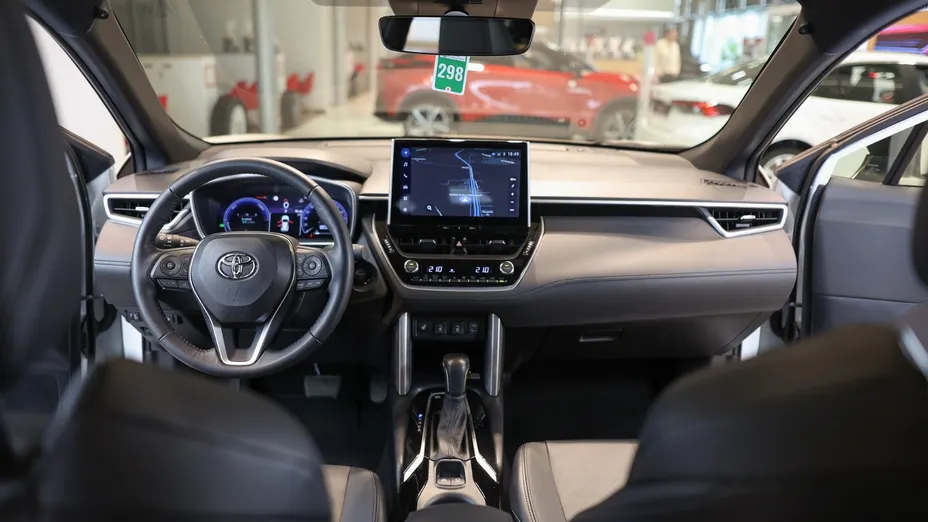 TOYOTA Corolla Cross Corolla Cross 2.0 Hybrid Executive AWD