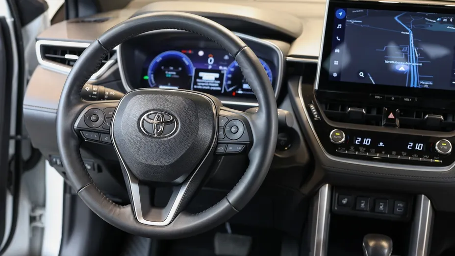 TOYOTA Corolla Cross Corolla Cross 2.0 Hybrid Executive AWD