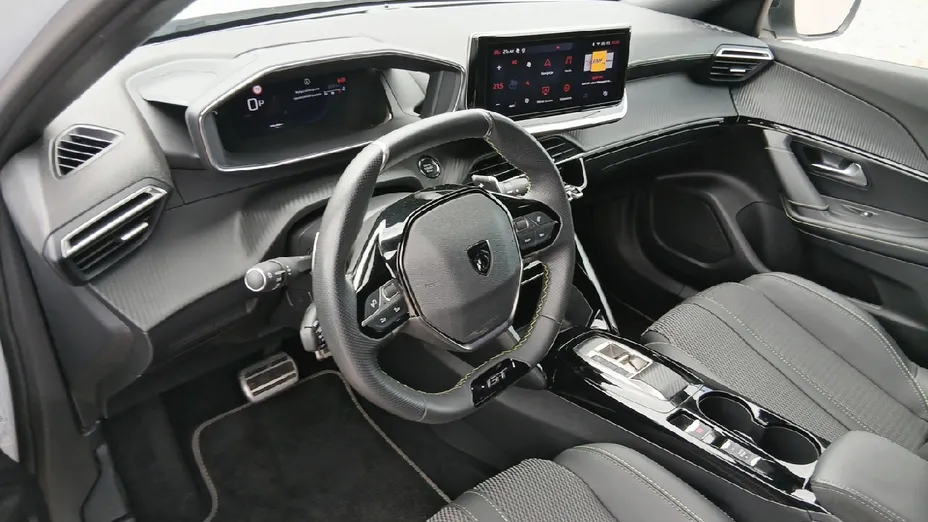 PEUGEOT 2008 2008 PureTech 130 GT S&S EAT8