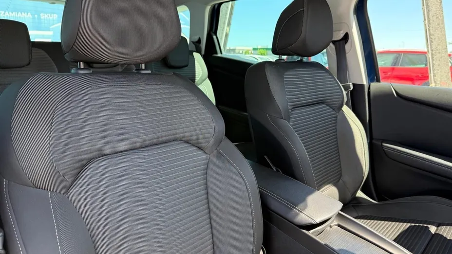 RENAULT Scenic -
