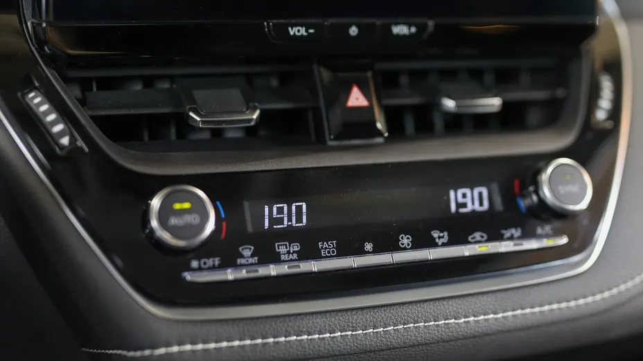 TOYOTA Corolla Corolla 1.8 Hybrid Style