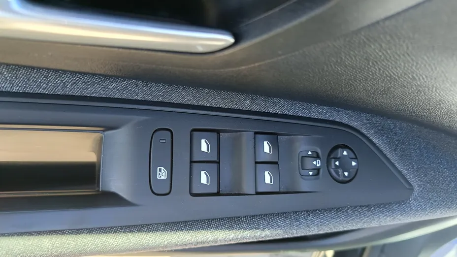 PEUGEOT 3008 3008 1.5 BlueHDi Active Pack S&S