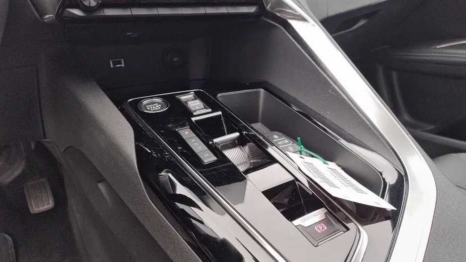 PEUGEOT 5008 5008 1.5 BlueHDi Allure Pack S&S EAT8