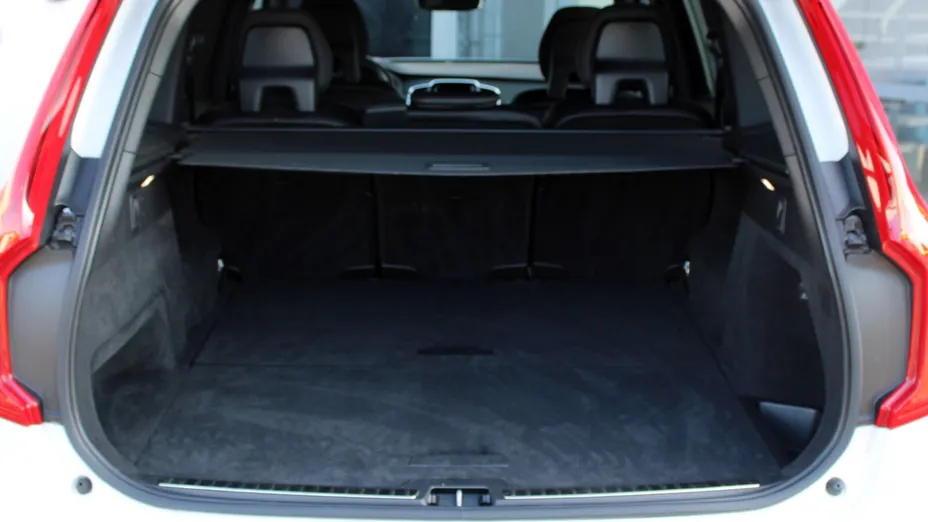 VOLVO XC90 XC90 B5 D AWD R-Design aut