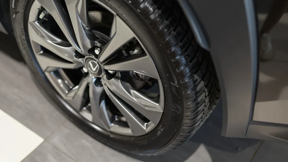 LEXUS UX UX 250h GPF F Sport Design 2WD