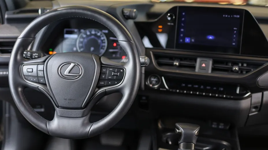 LEXUS UX UX 250h GPF F Sport Design 2WD