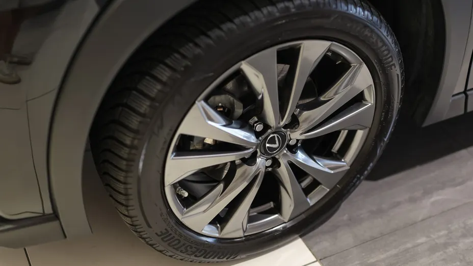 LEXUS UX UX 250h GPF F Sport Design 2WD