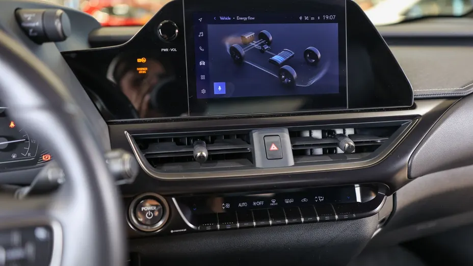 LEXUS UX UX 250h GPF F Sport Design 2WD