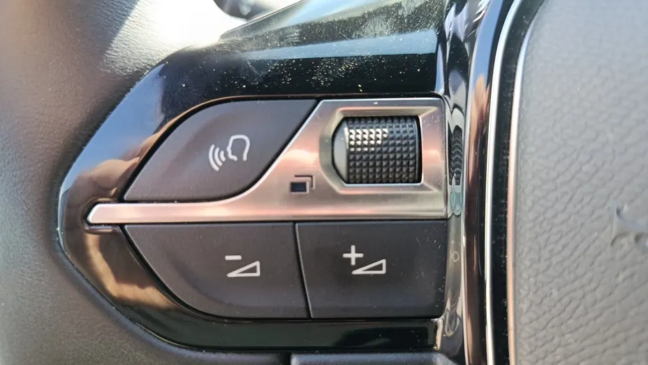 PEUGEOT 3008 3008 1.2 PureTech Allure Pack S&S