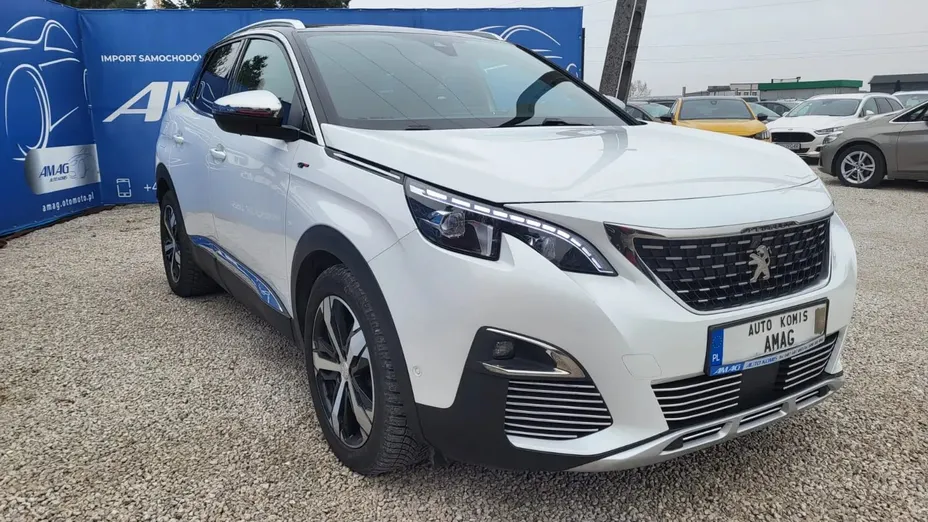 PEUGEOT 3008 -