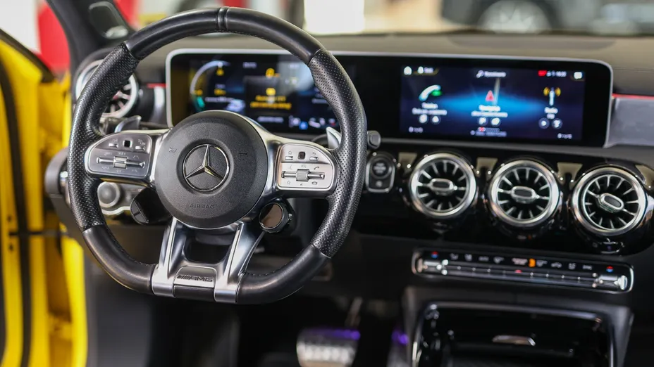 MERCEDES-BENZ A Klasa A 35 AMG 4-Matic 7G-DCT