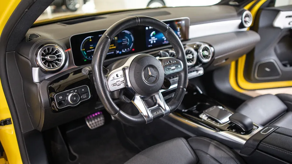 MERCEDES-BENZ A Klasa A 35 AMG 4-Matic 7G-DCT