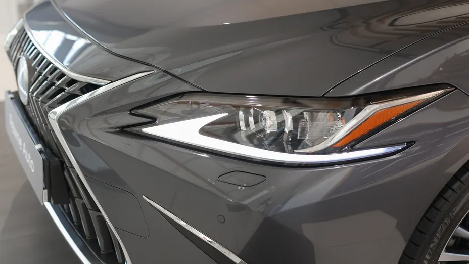 LEXUS ES ES 300h Business Edition