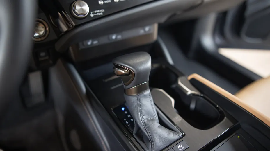 LEXUS ES ES 300h Business Edition