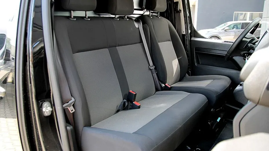 PEUGEOT Expert Expert 2.0 BlueHDi Standard 2,8t EAT8