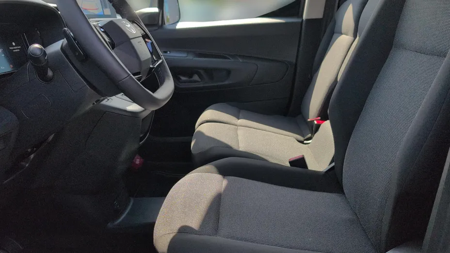 TOYOTA Proace City Proace City EV Standard 2,4t Comfort