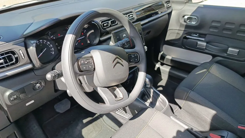 CITROEN C3 C3 1.2 PureTech Shine EAT6