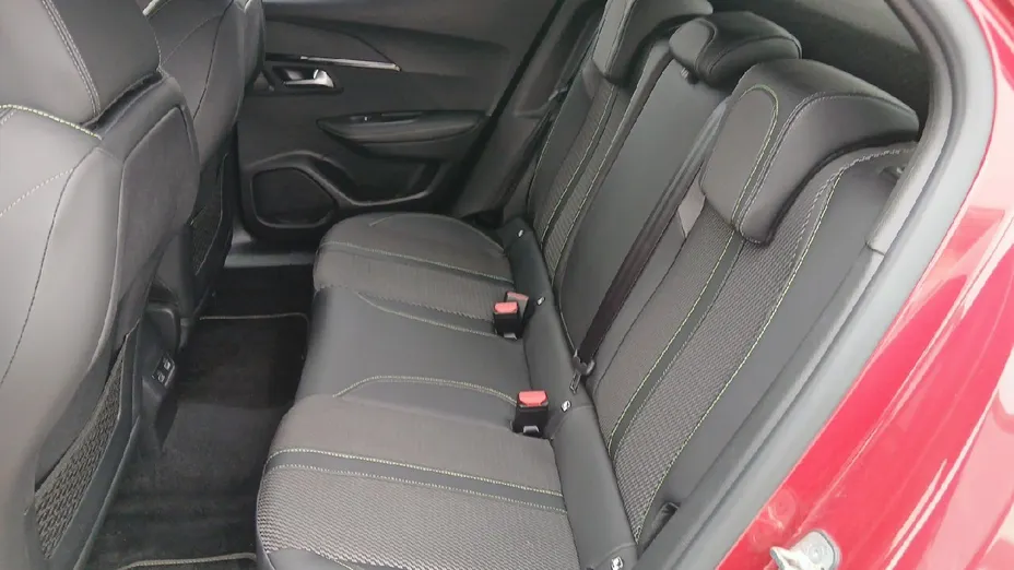 PEUGEOT 2008 2008 PureTech 130 GT S&S EAT8