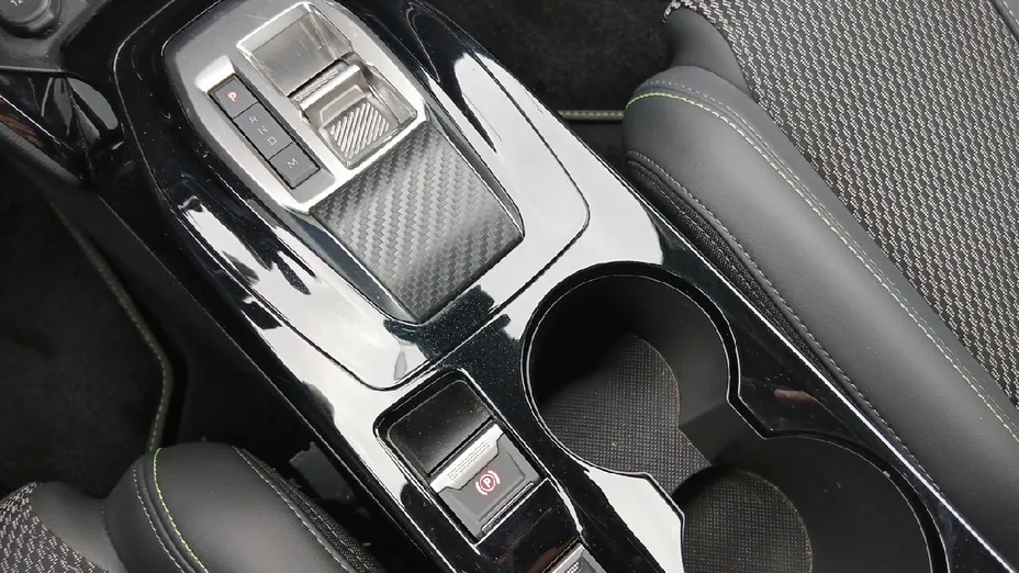 PEUGEOT 2008 2008 PureTech 130 GT S&S EAT8