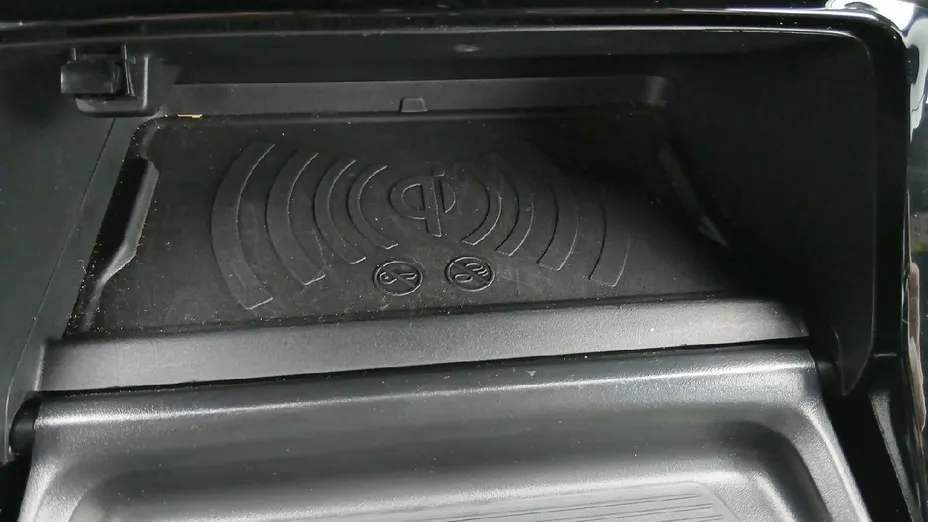 PEUGEOT 2008 2008 PureTech 130 GT S&S EAT8