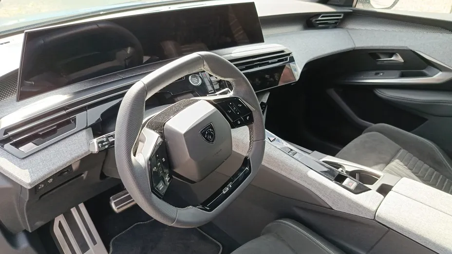 PEUGEOT 3008 3008 1.2 PureTech mHEV GT e-DCS6