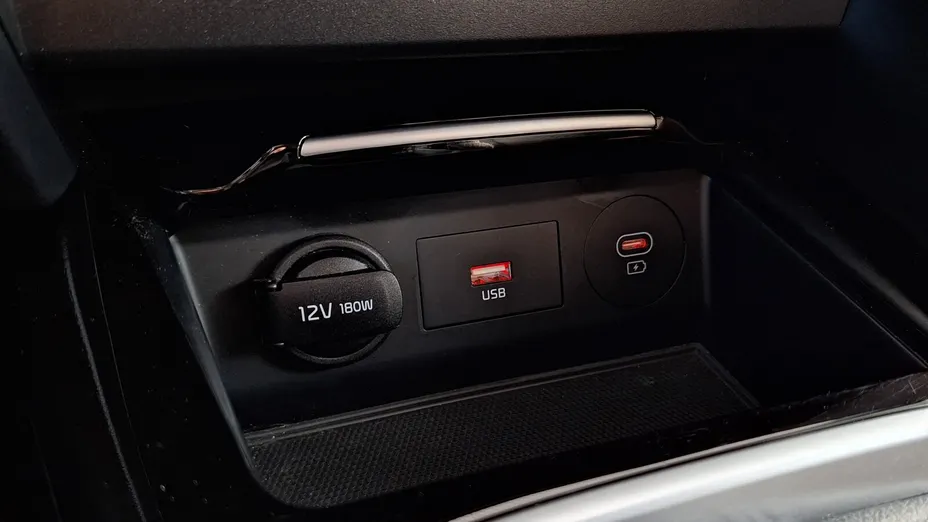 KIA Cee'd Ceed 1.5 T-GDI L