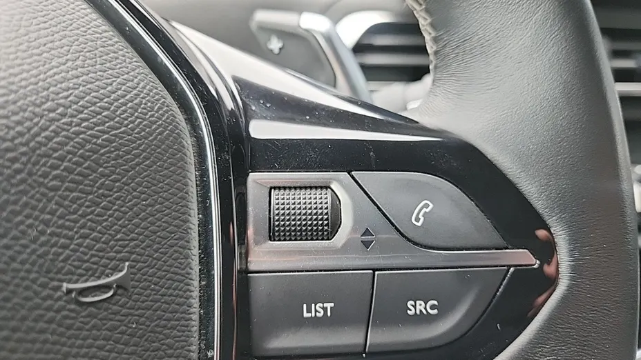 PEUGEOT 3008 3008 1.2 PureTech Allure Pack S&S EAT8