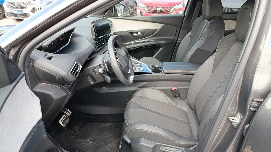 PEUGEOT 5008 5008 1.5 BlueHDi GT S&S EAT8