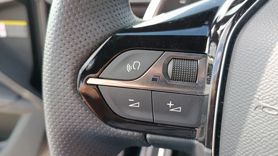 PEUGEOT 5008 5008 1.5 BlueHDi GT S&S EAT8