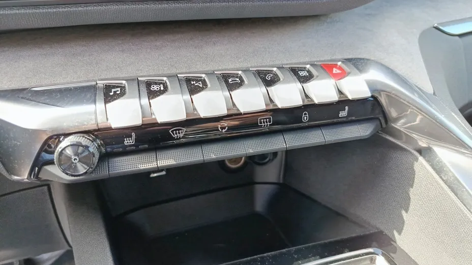 PEUGEOT 5008 5008 1.5 BlueHDi GT S&S EAT8