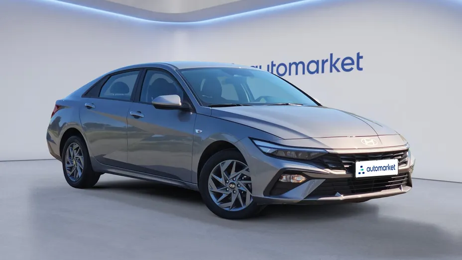 HYUNDAI Elantra Elantra 1.6 Modern
