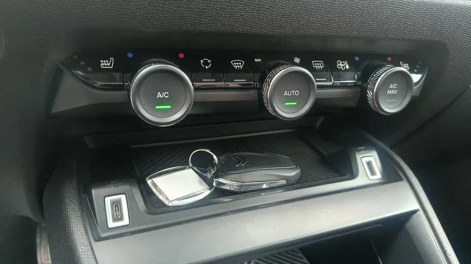 CITROEN C4 X C4 X 1.2 PureTech Shine S&S EAT8