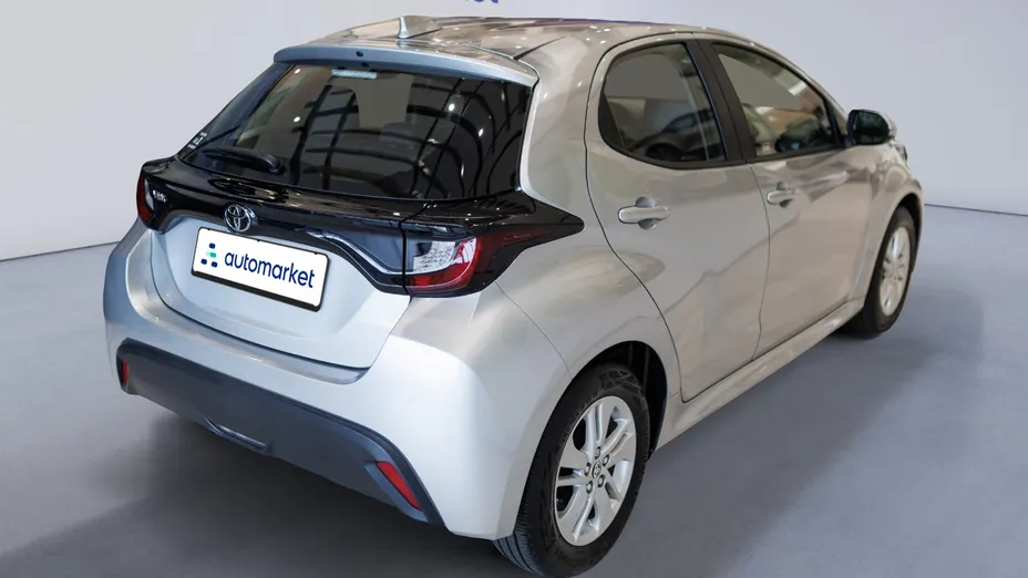 TOYOTA Yaris Yaris 1.5 Comfort
