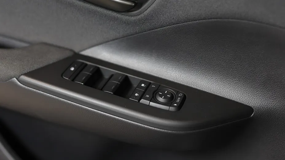 TOYOTA C-HR C-HR 2.0 Hybrid Dynamic Force Style AWD