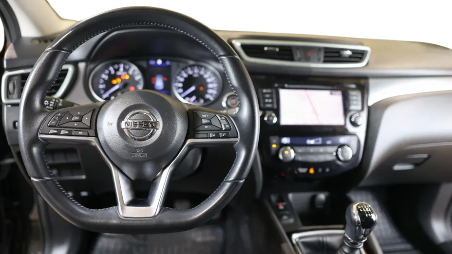 NISSAN Qashqai Qashqai 1.3 DIG-T N-Connecta
