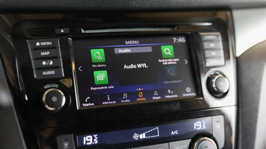 NISSAN Qashqai Qashqai 1.3 DIG-T N-Connecta