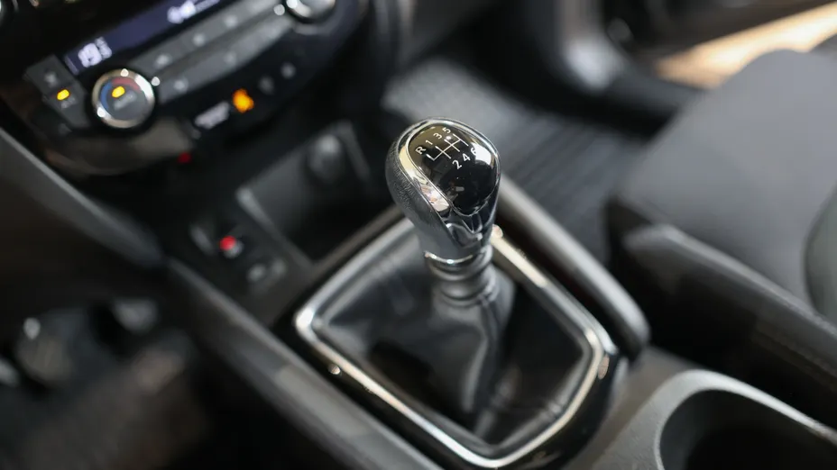 NISSAN Qashqai Qashqai 1.3 DIG-T N-Connecta