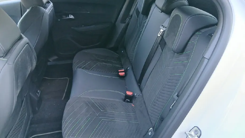 PEUGEOT 2008 2008 PureTech 130 GT S&S EAT8