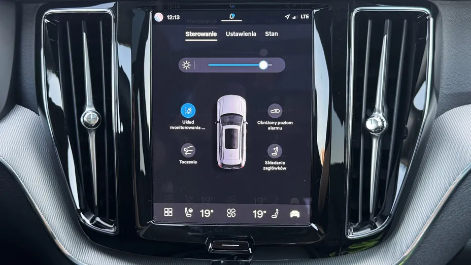 VOLVO XC60 XC60 T6 Plug-In Hybrid AWD Plus Dark aut