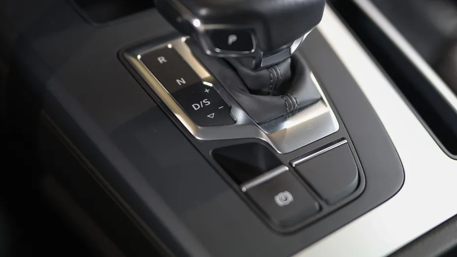 AUDI Q5 Q5 40 TDI mHEV Quattro S tronic