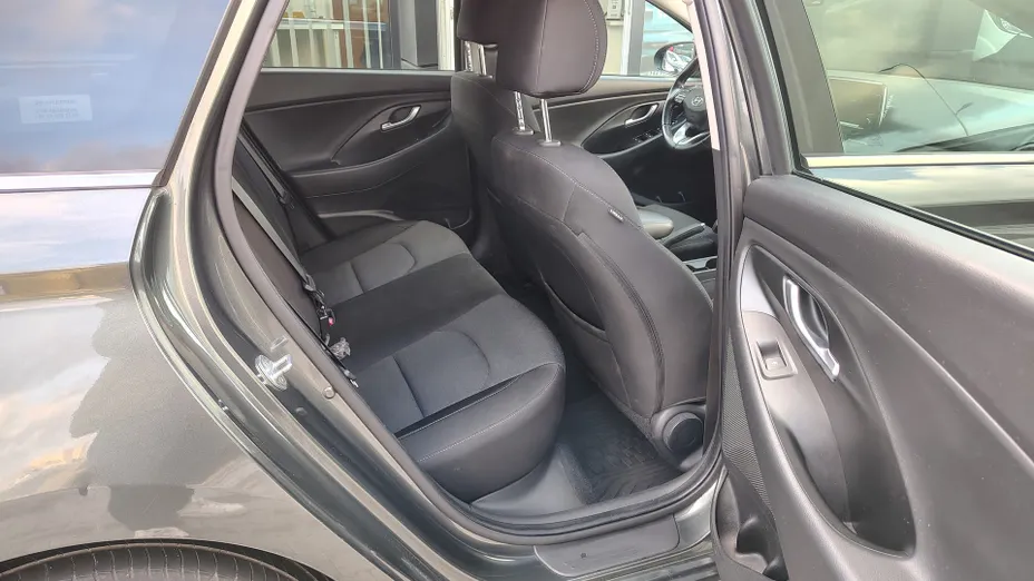 HYUNDAI i30 i30 1.5 DPI Comfort