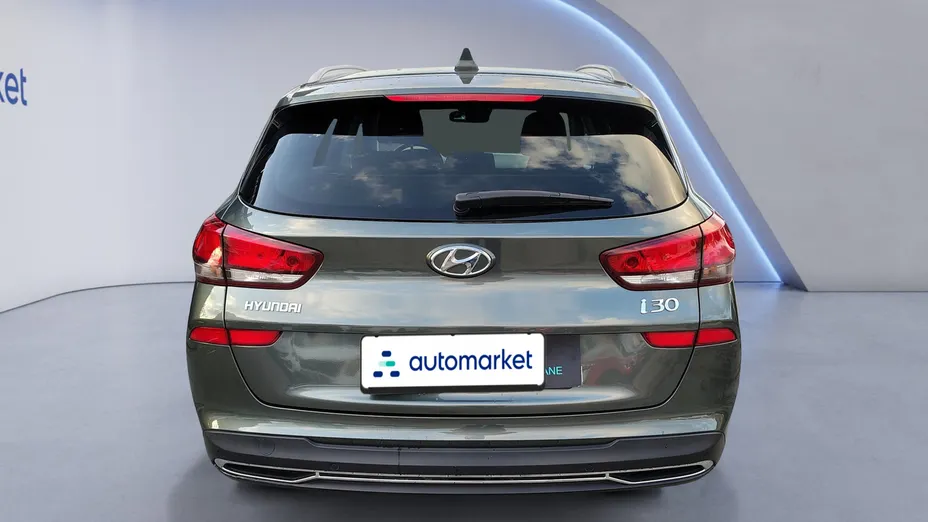 HYUNDAI i30 i30 1.5 DPI Comfort