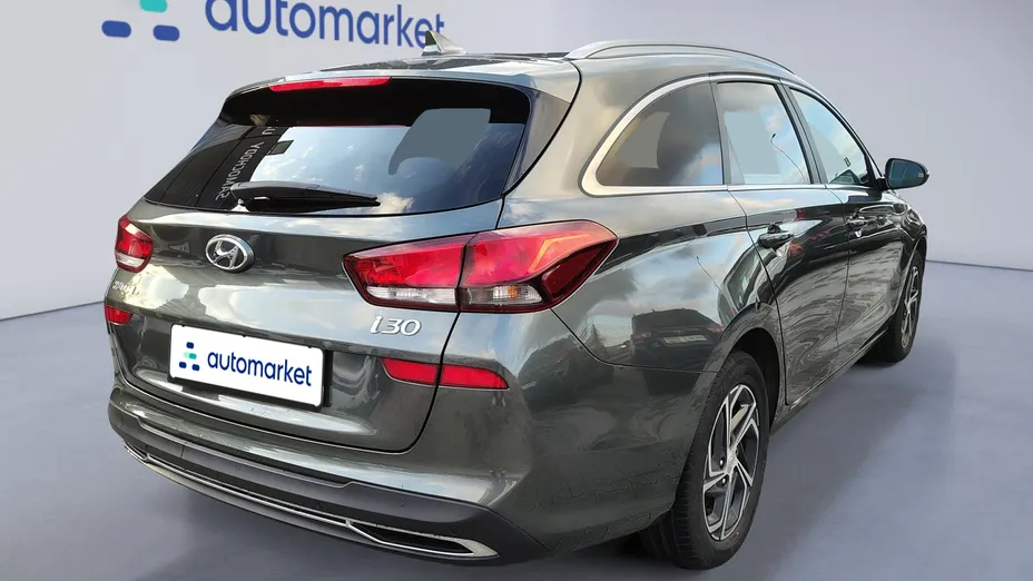 HYUNDAI i30 i30 1.5 DPI Comfort