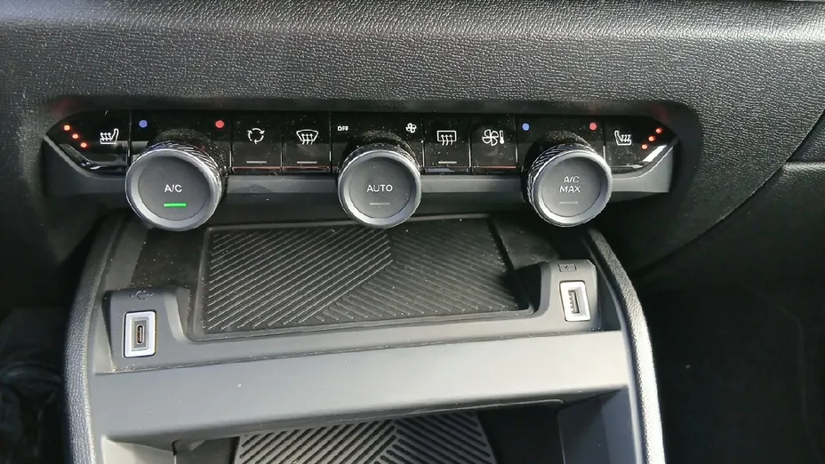 CITROEN C4 C4 1.2 PureTech Max S&S EAT8