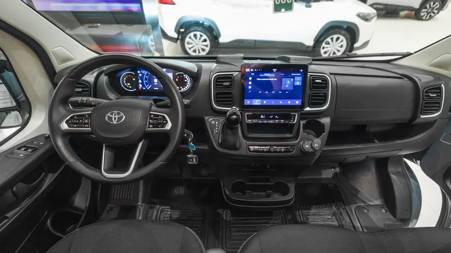 TOYOTA Proace Max Proace Max Heavy 2.2 D-4D L3H2 Comfort aut