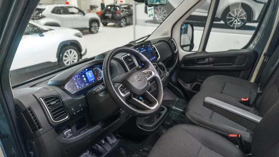 TOYOTA Proace Max Proace Max Heavy 2.2 D-4D L3H2 Comfort aut